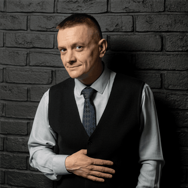 Дизайнер Александр KAPITTEL'